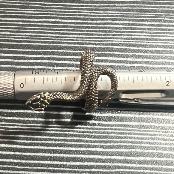 Open Style Adjustable Snake Ring, Gunmetal Silver Tone - Picture 5 of 11